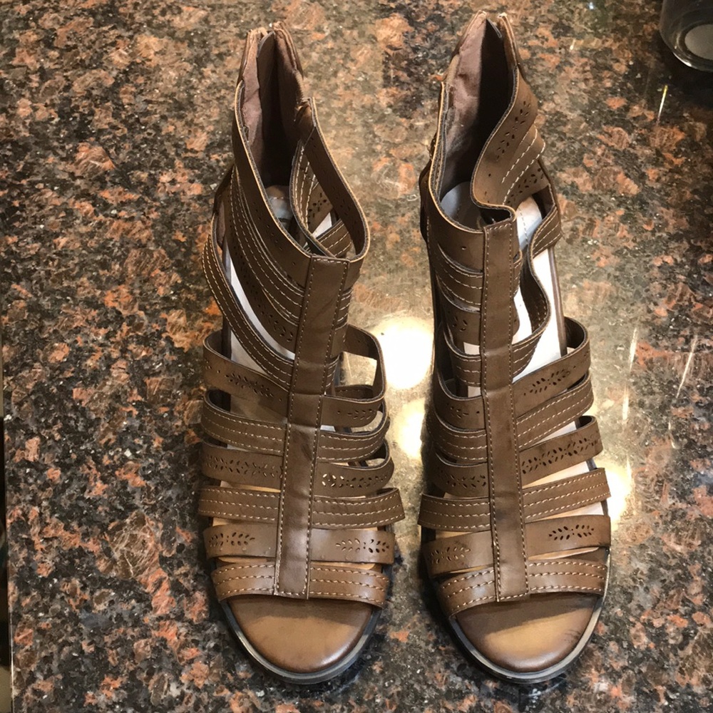 Brown block heels from Cato only wore once